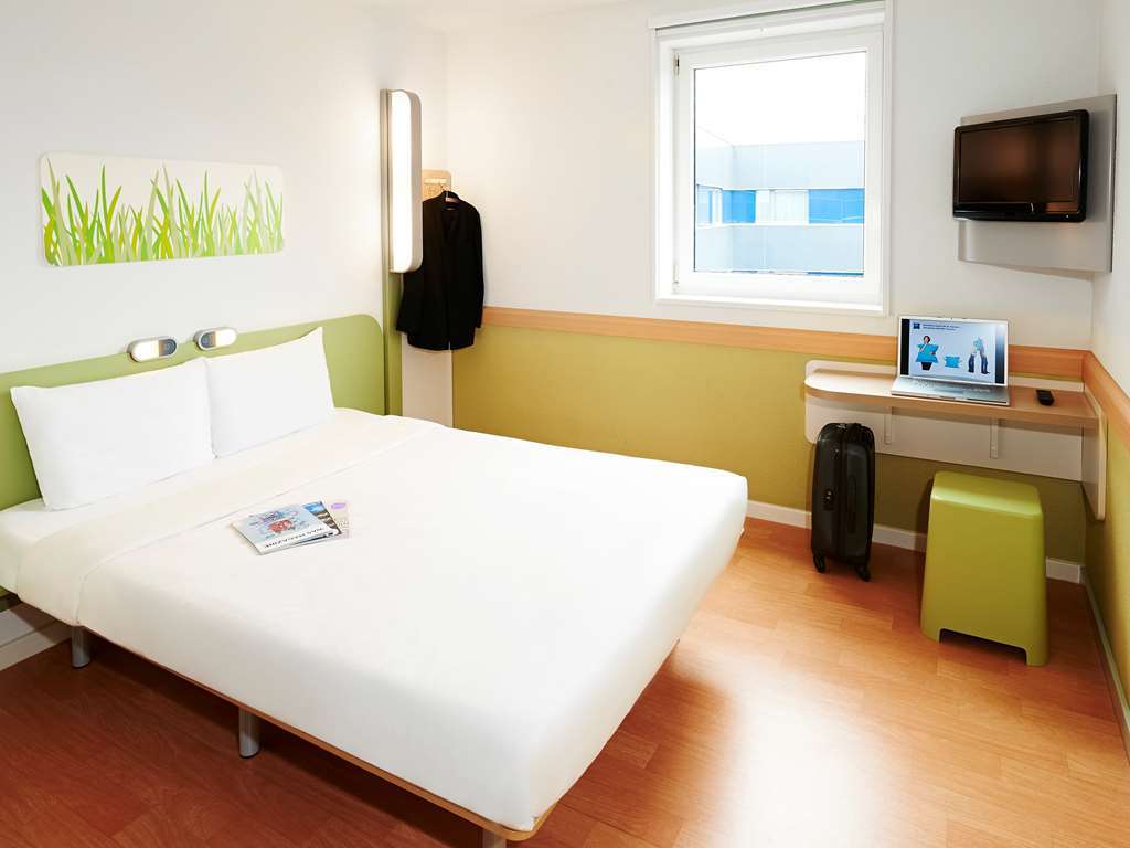 Ibis Budget Chilly-Mazarin Les Champarts Pokoj fotografie
